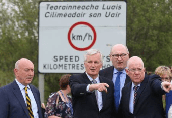 Barnier spots the border