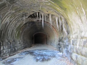 tunnel 3